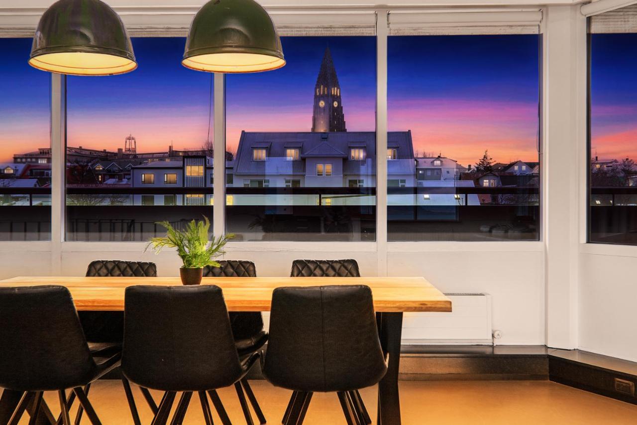 Penthouse Apt On The Shopping Street-Free Parking 레이캬비크 외부 사진