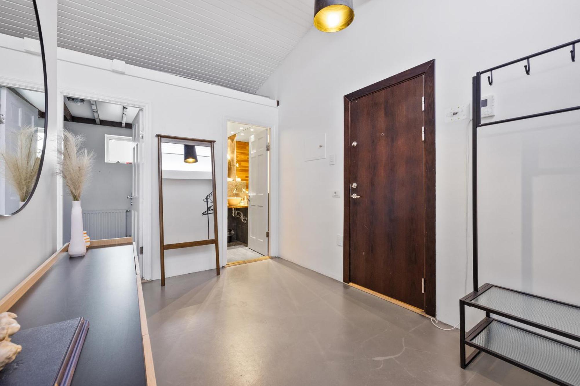 Penthouse Apt On The Shopping Street-Free Parking 레이캬비크 외부 사진