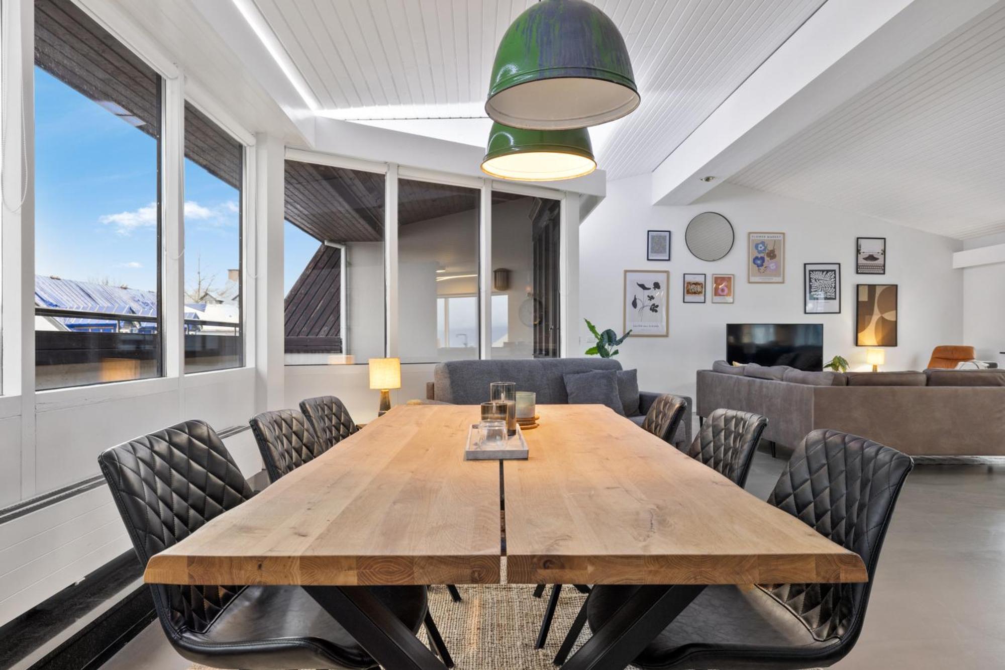 Penthouse Apt On The Shopping Street-Free Parking 레이캬비크 외부 사진