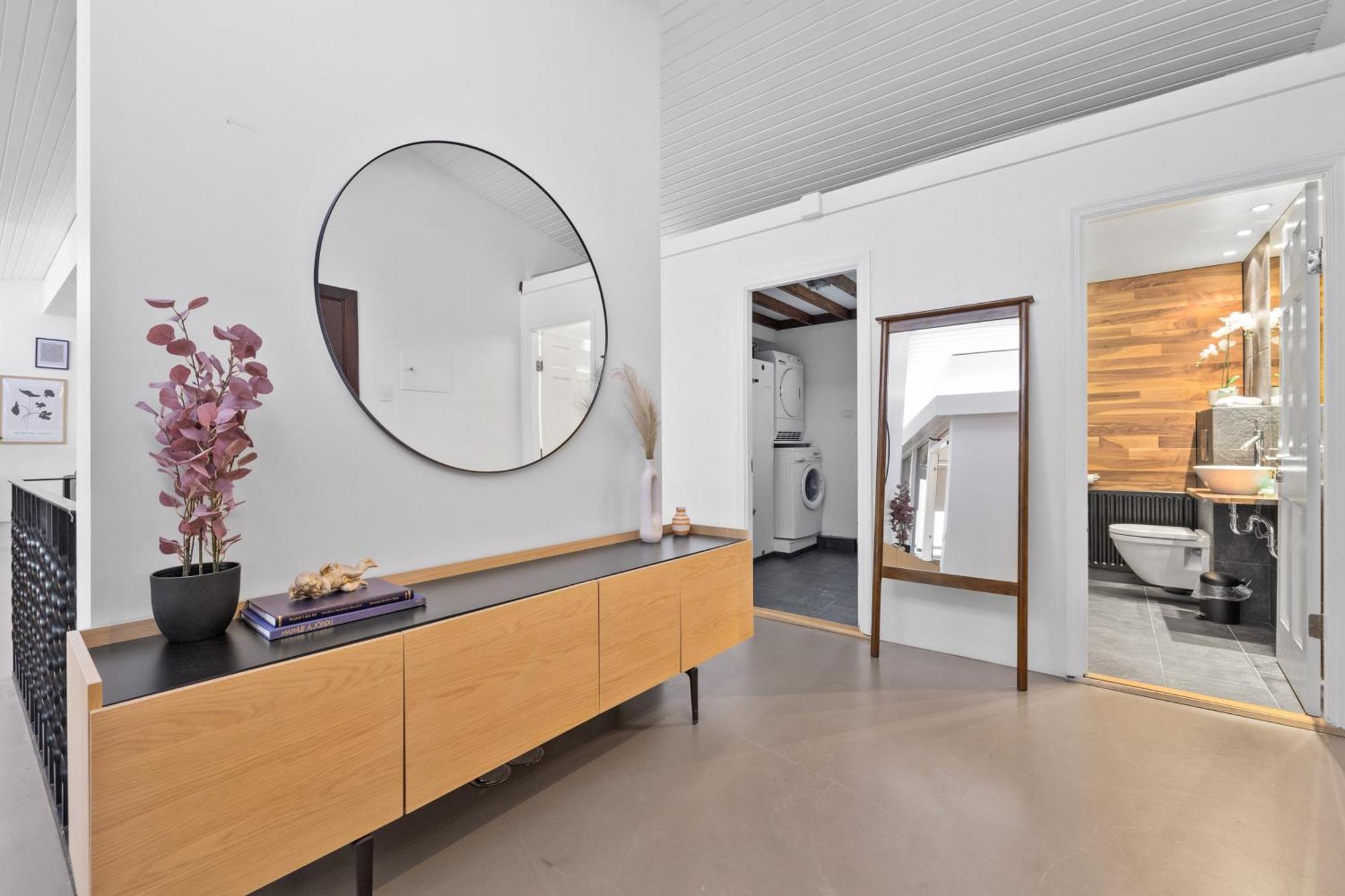 Penthouse Apt On The Shopping Street-Free Parking 레이캬비크 외부 사진